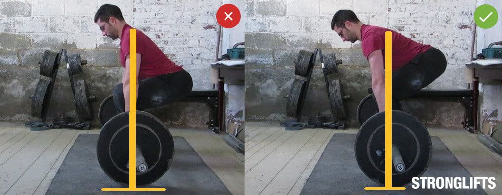 Deadlift shoulder-blades and shoulder position